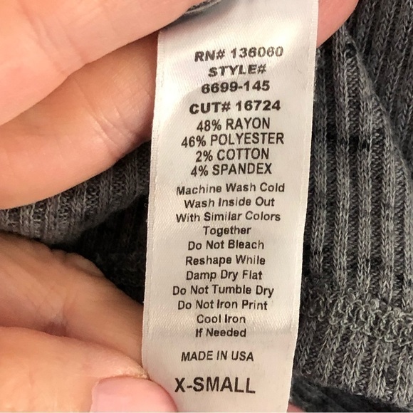 Project Social T Los Angeles Poppy Long Sleeve Turtleneck Gray XS - Picture 4 of 7